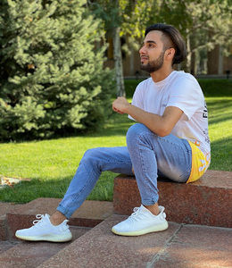 Meet your Posher, Samir